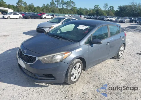 2016 Kia Forte Lx z USA, uszkodzony, nr VIN KNAFK5A84G5583382